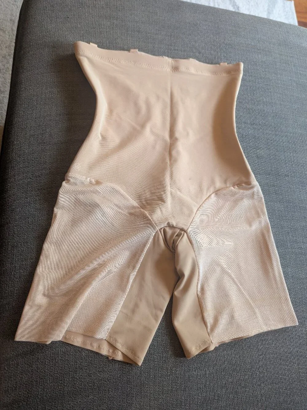 Honeylove SuperPower Short in Sand, Size L
